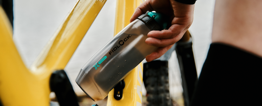 Botella TWIST 590 antibacteriano