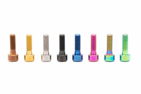 Oak Components Tornillo de titanio M5 X 16 (1 und)