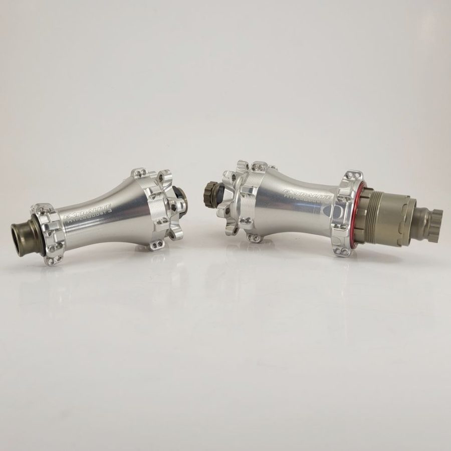 Extralite Maza posterior y delantera Hyperboost3 Silver Boost