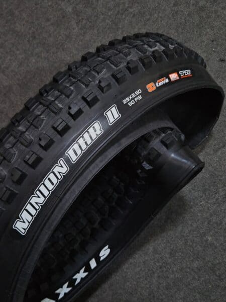 Maxxis - Llanta - Minion DHR II 29x2.50 WT, 3C Maxx Terra, EXO+, tubeless ready, 60 TPI, aro plegable - MKP - Desmontado, nunca usado