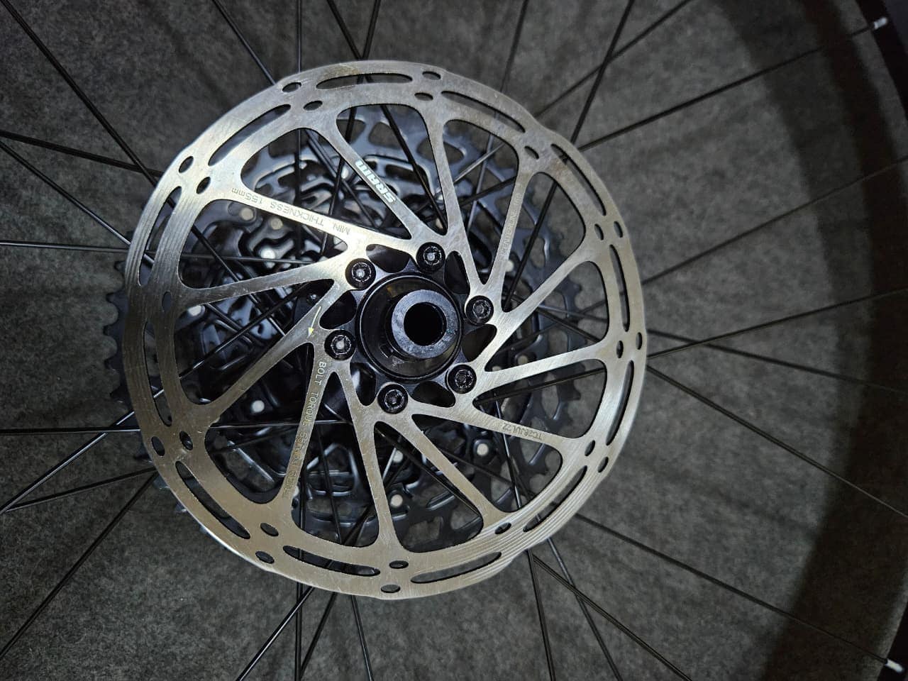 Disco de freno de bicicleta de alta calidad y duradero para ciclismo.