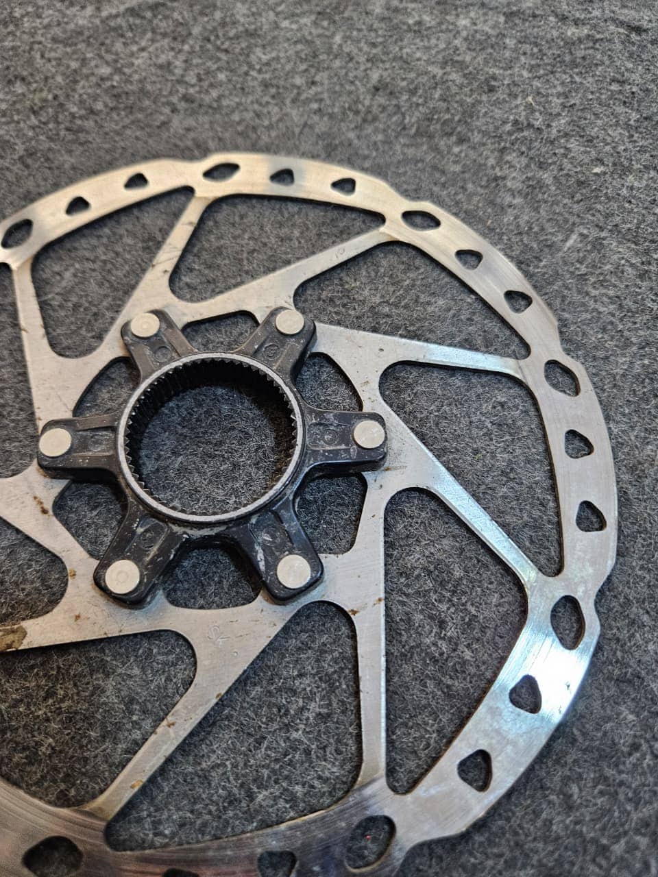 Shimano - Disco - SLX SM-RT64 Center Lock 180mm - MKP - Usado, en buen estado - Imagen 5